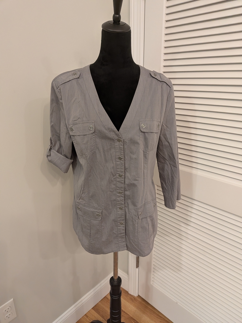 NY Company Women’s Gray Button-Front Utility Jacket Size L New